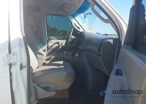 2008 Ford E-250 Commercial/Recreational z USA, uszkodzony, nr VIN 1FTNS24L98DB41492